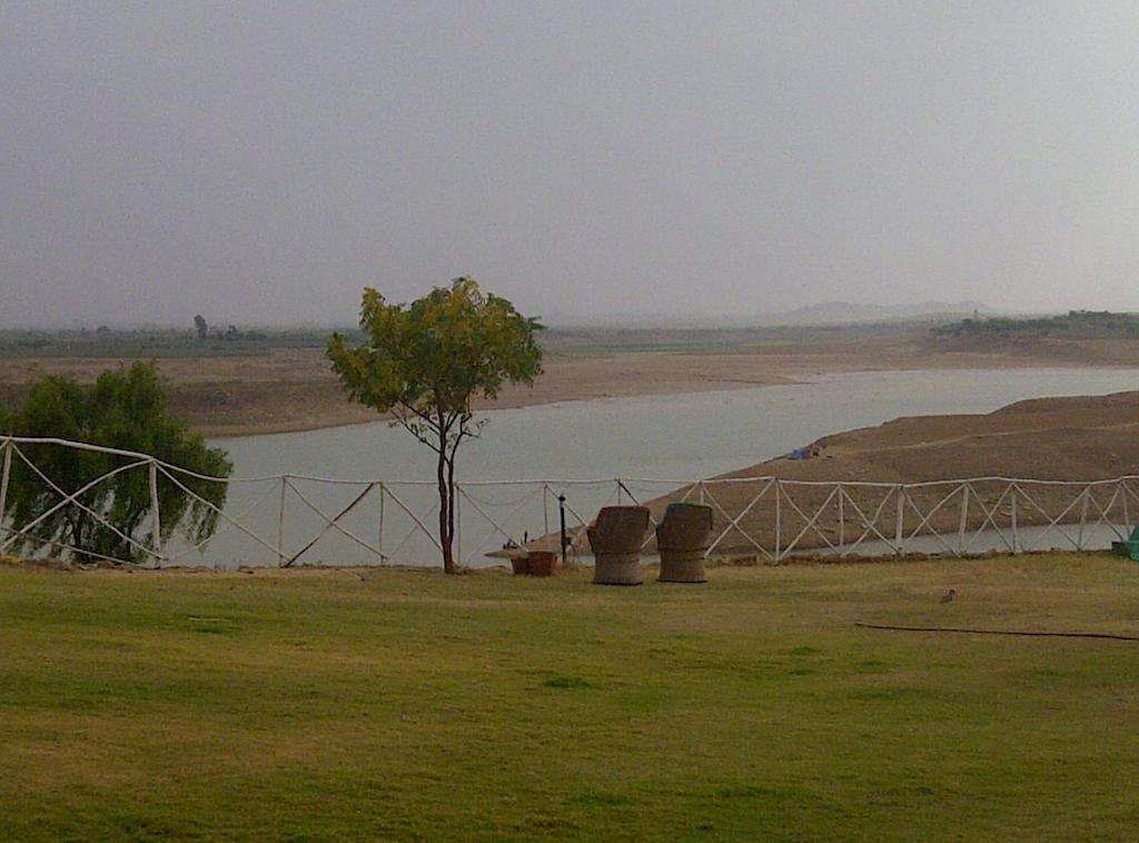 Kutch Safari Lodge Bhuj Extérieur photo