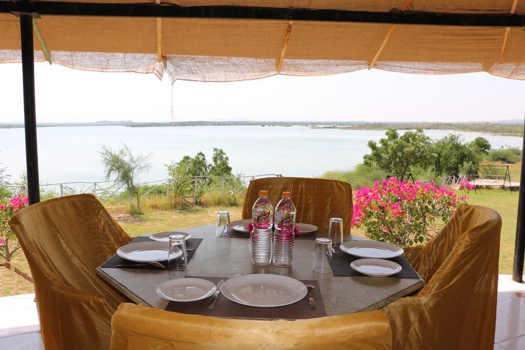 Kutch Safari Lodge Bhuj Extérieur photo